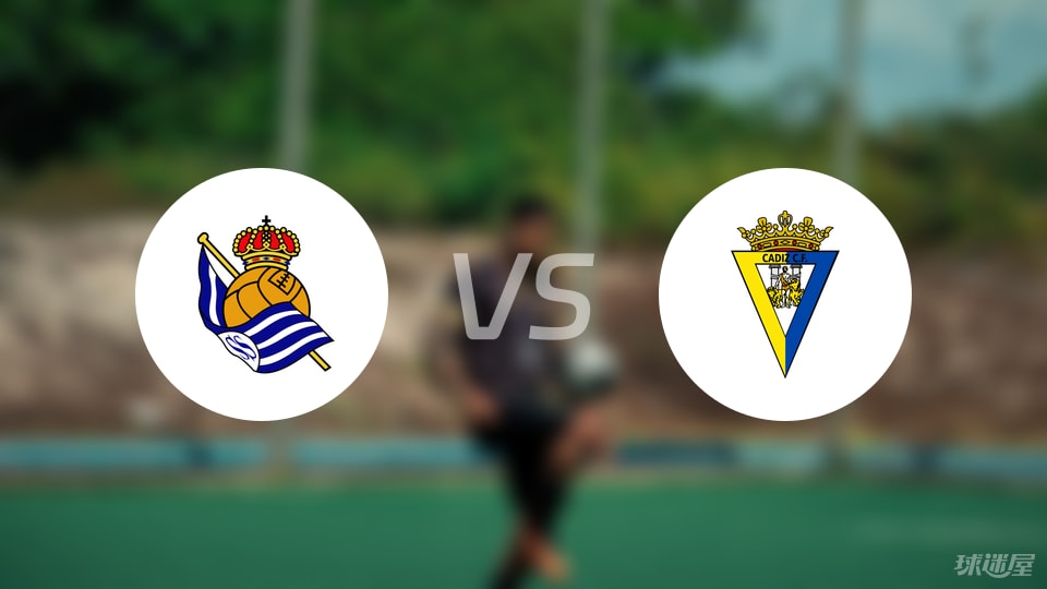 第一张黄牌, 个射正, 队换人 第一张黄牌, 个射正, 队换人