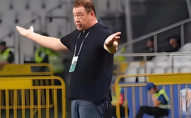 斯卢茨基为, 引进了多位 斯卢茨基为, 引进了多位