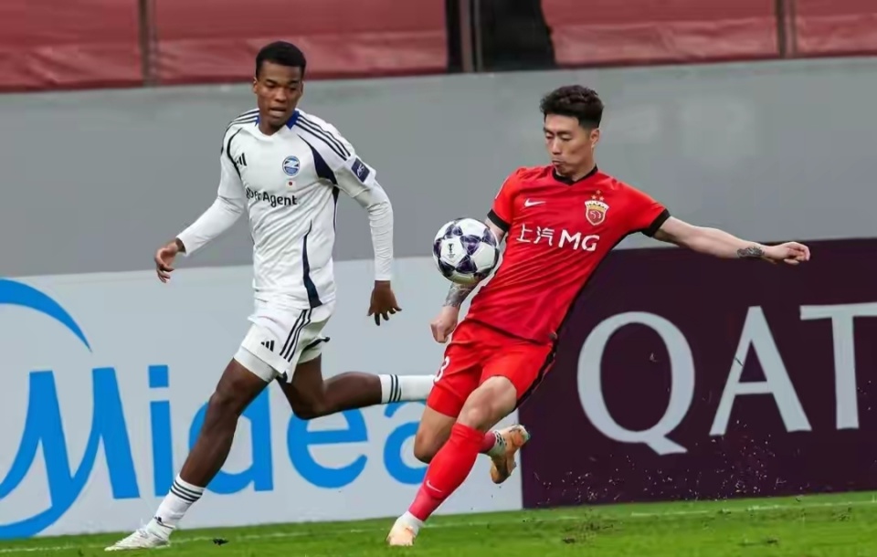 OMpEK, J联赛弱旅, 了中超夺冠 OMpEK, J联赛弱旅, 了中超夺冠